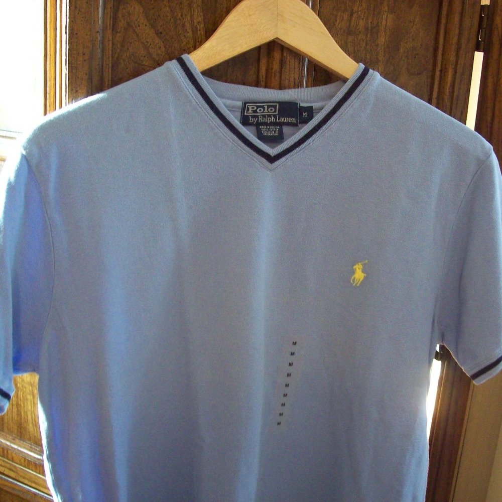NWTS Polo Ralph Lauren Men's Size M V-NECK Short Sleeve Shirt